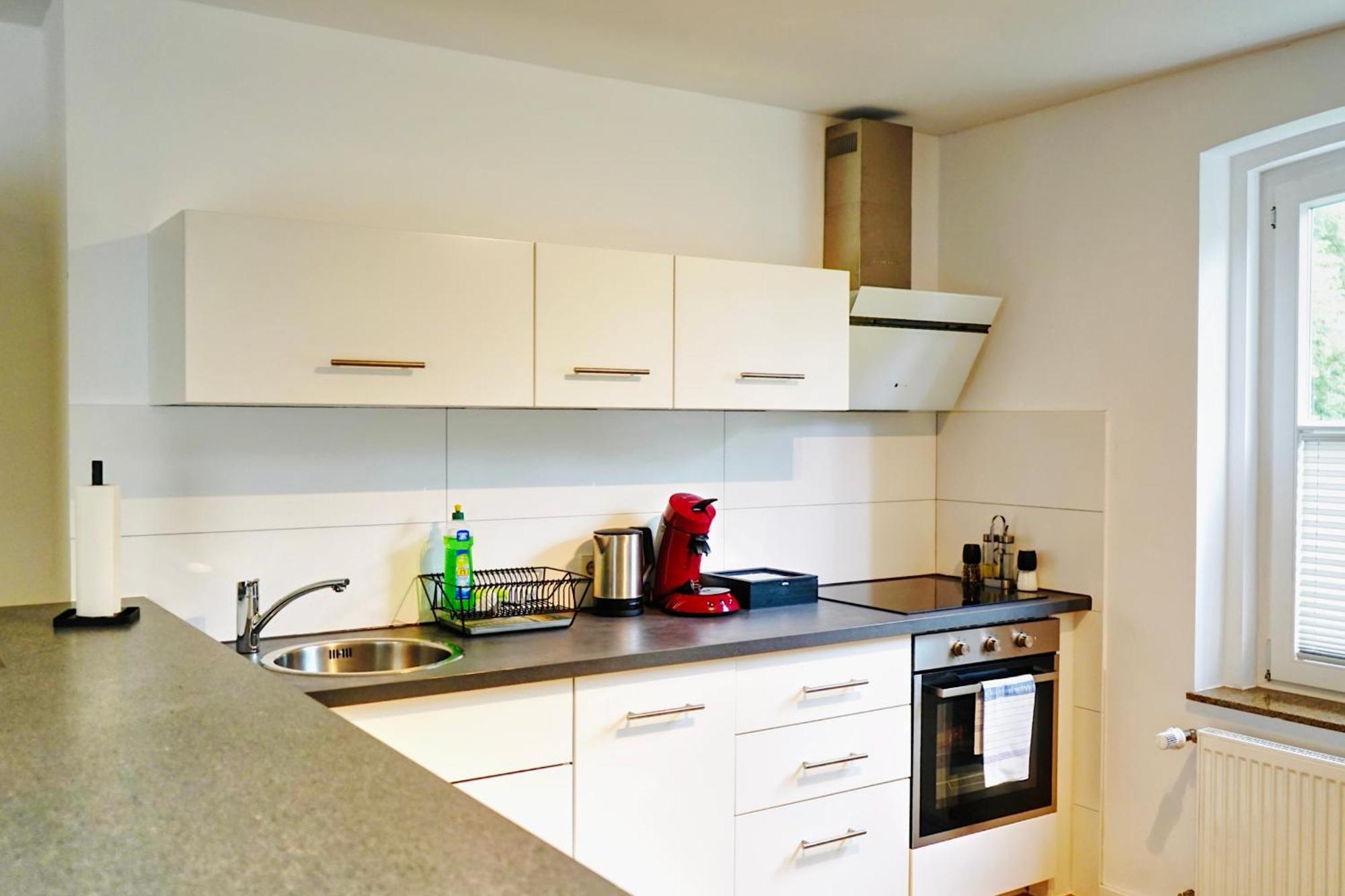 Stilvolles Apartment In Stadtnaehe-Parkplatz- 4 Personen- Balkon Wolfsbourg Extérieur photo